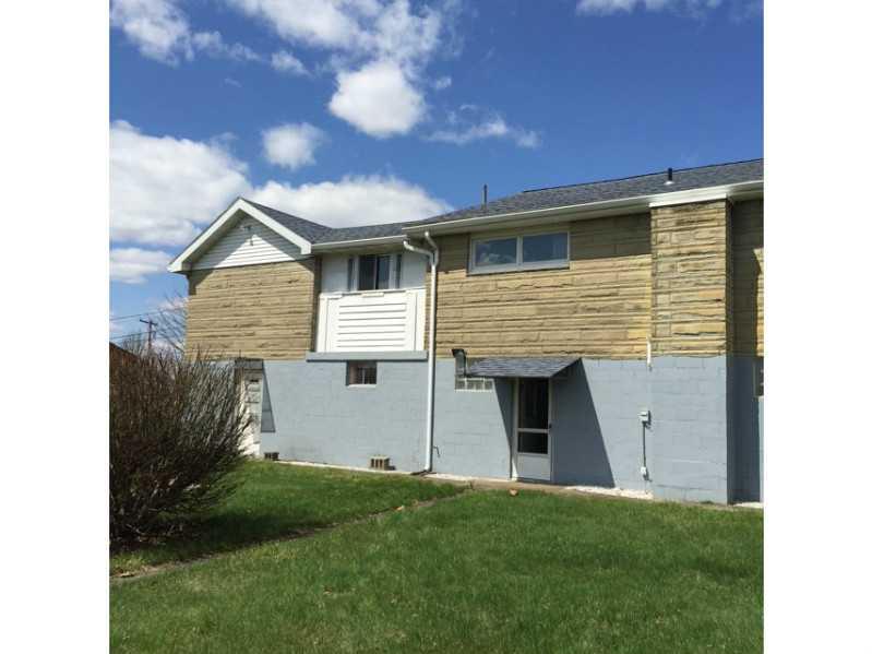 513 Colonial Manor Road Irwin, PA 15642 - Photo 6 of 22 Exterior Back.