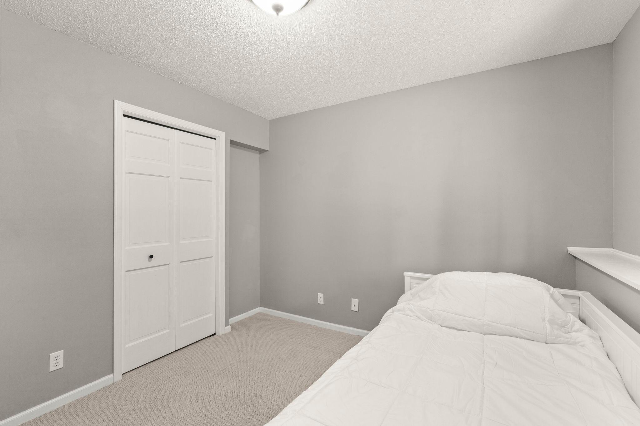 3563 Rae Lane Woodbury, MN 55125 - Photo 63 of 85 Gallery Image 63