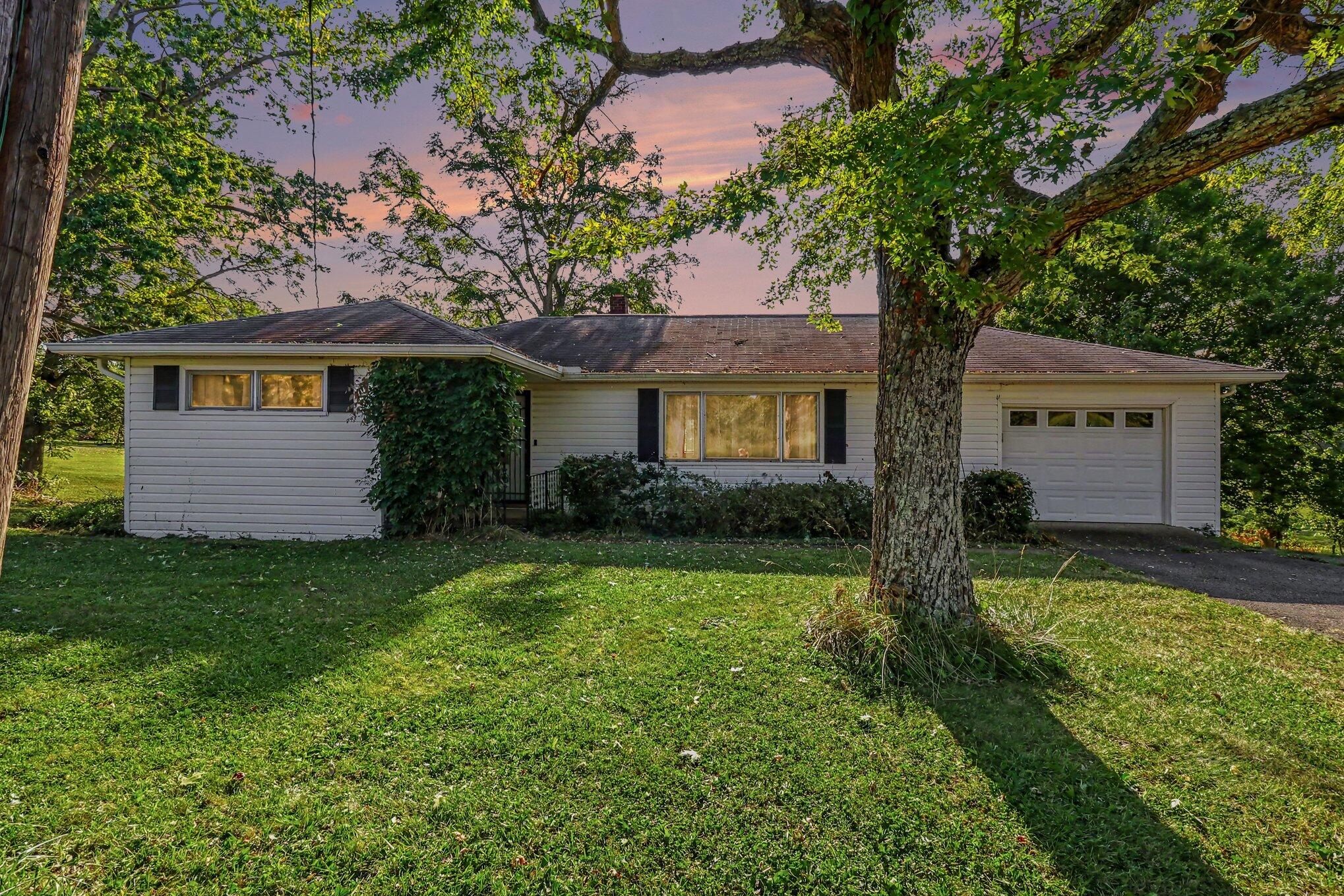 13649 Green Road Walton, KY 41094 - Photo 3 of 38 001_file_6667