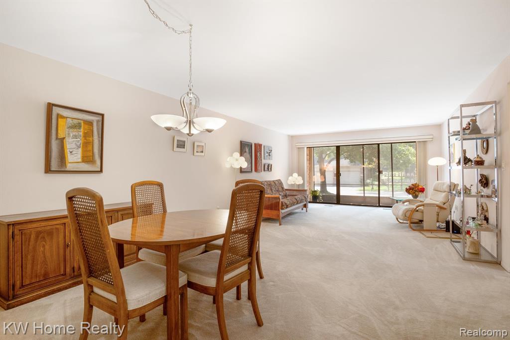 29691 Pine Ridge Circle Farmington Hills, MI 48331 - Photo 10 of 39