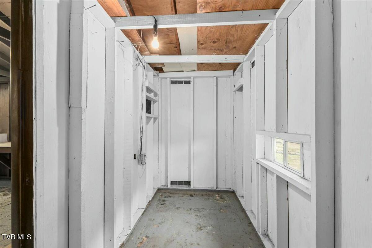 516 Old Union Road Church Hill, TN 37642 - Photo 21 of 30 Storage Building