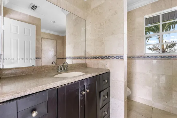 $359,950 | 301 Allen Avenue, Everglades City, FL 34139