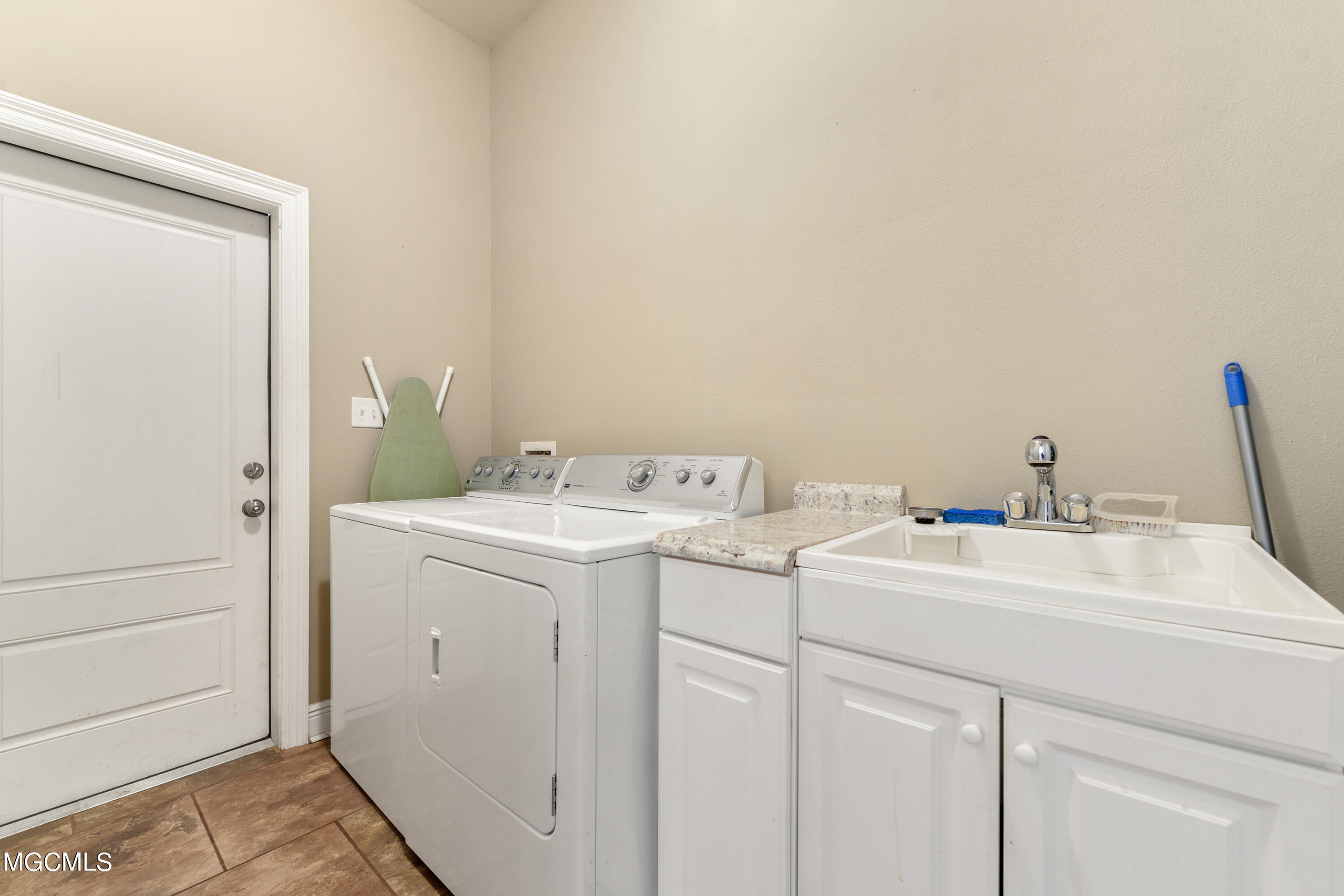 8365 Coleman Homestead Road Moss Point, MS 39562 - Photo 21 of 28 5530B422-7875-49CE-A0FD-A9FD67DAB372