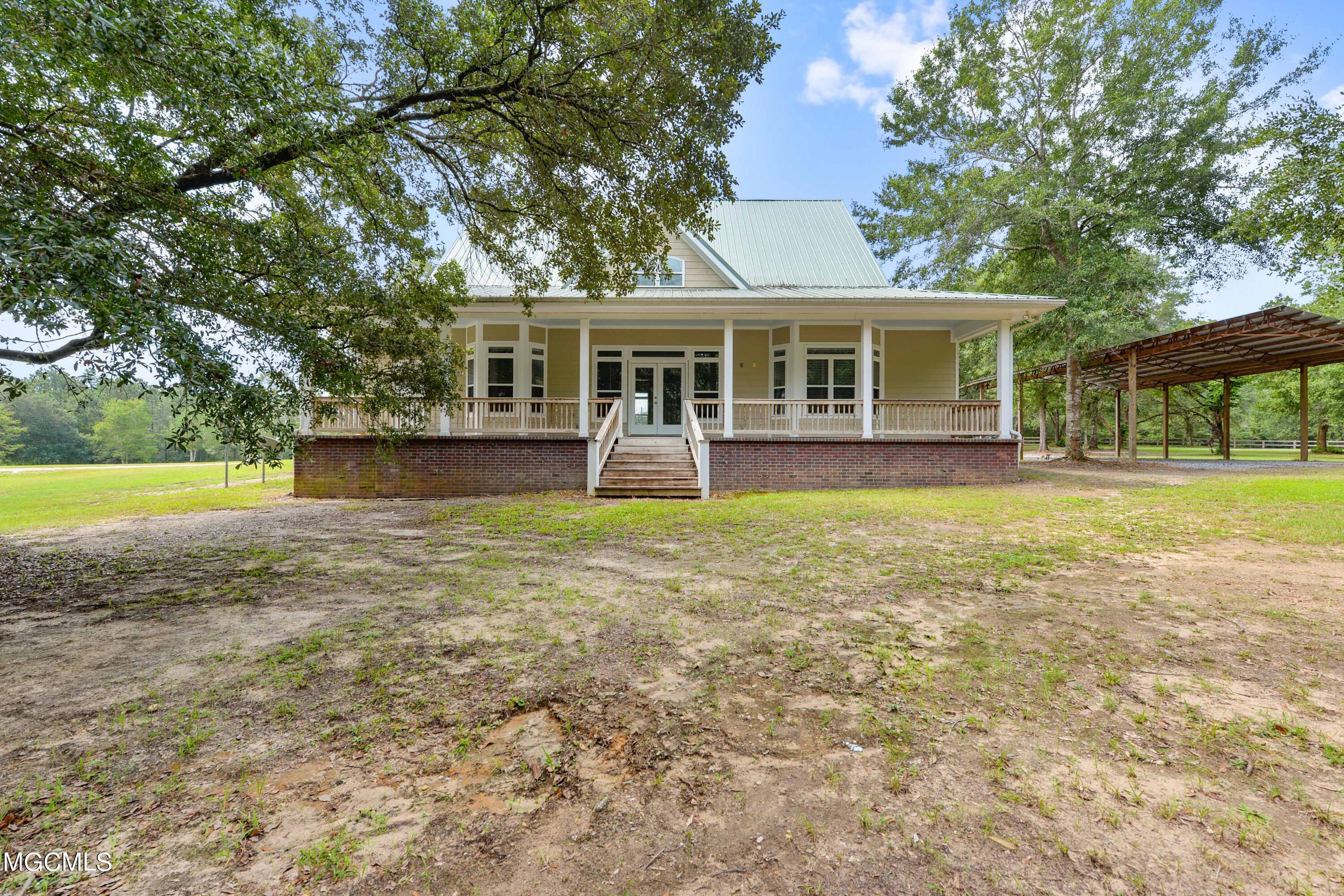 8365 Coleman Homestead Road Moss Point, MS 39562 - Photo 4 of 28 A701734D-D316-4AFB-81C3-B2CFB66341C2