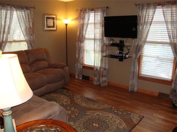 160 Hillside Road, Unit 8 Westfield, MA 01085 - Photo 11 of 24 Gallery Image 11