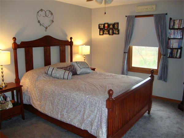 160 Hillside Road, Unit 8 Westfield, MA 01085 - Photo 21 of 24 Gallery Image 21