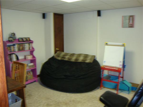 160 Hillside Road, Unit 8 Westfield, MA 01085 - Photo 23 of 24 Gallery Image 23