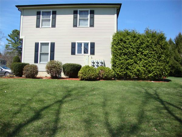 160 Hillside Road, Unit 8 Westfield, MA 01085 - Photo 8 of 24 Gallery Image 8