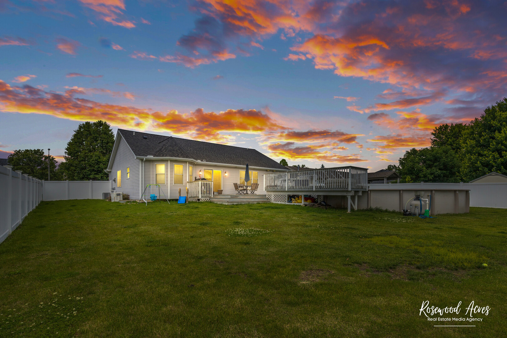 840 Peony Lane Bourbonnais, IL 60914 - Photo 4 of 30 a view of a big house with a big yard
