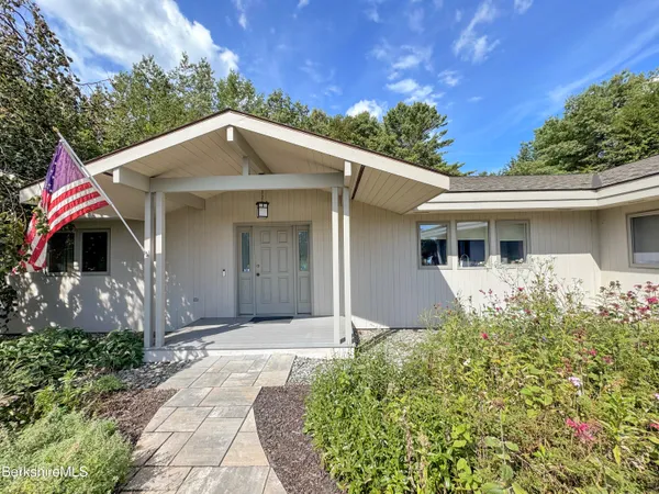 $825,000 | 26 Westbrook Terrace, Pittsfield, MA 01201