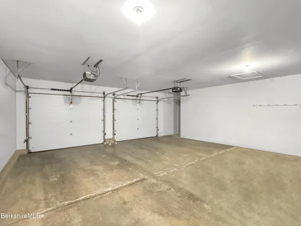 $825,000 | 26 Westbrook Terrace, Pittsfield, MA 01201