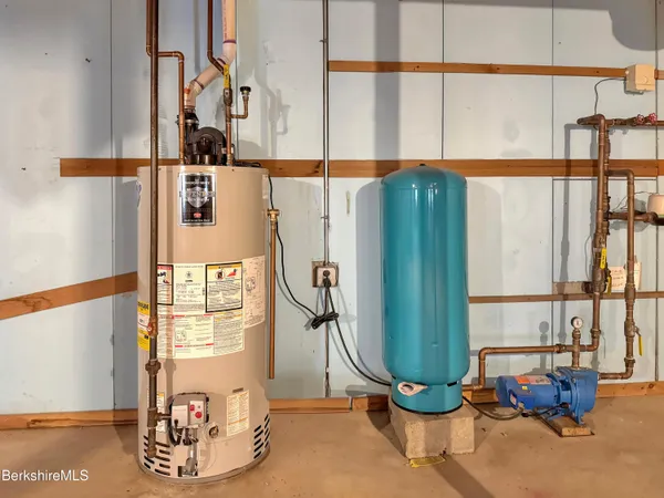 $825,000 | 26 Westbrook Terrace, Pittsfield, MA 01201