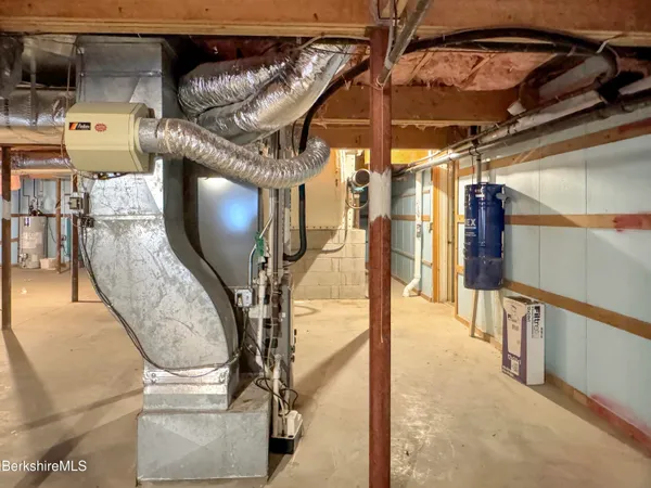 $825,000 | 26 Westbrook Terrace, Pittsfield, MA 01201