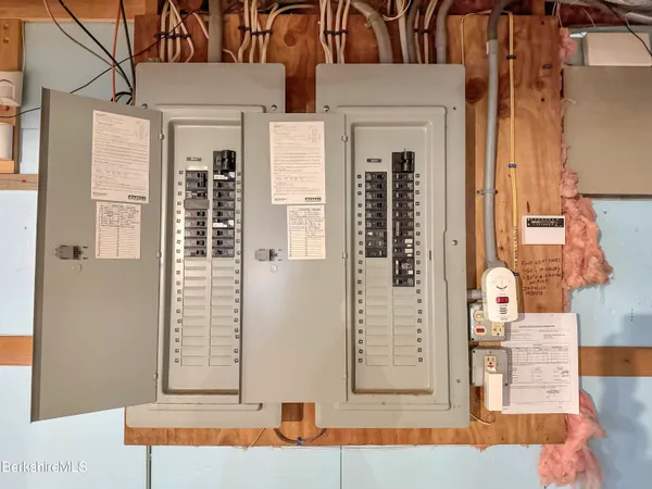 $825,000 | 26 Westbrook Terrace, Pittsfield, MA 01201