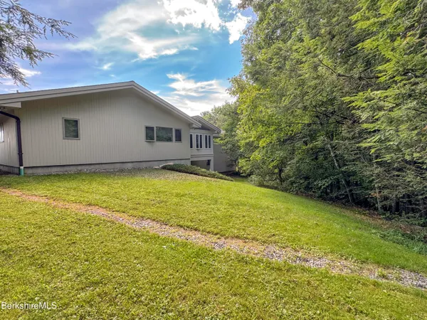 $825,000 | 26 Westbrook Terrace, Pittsfield, MA 01201