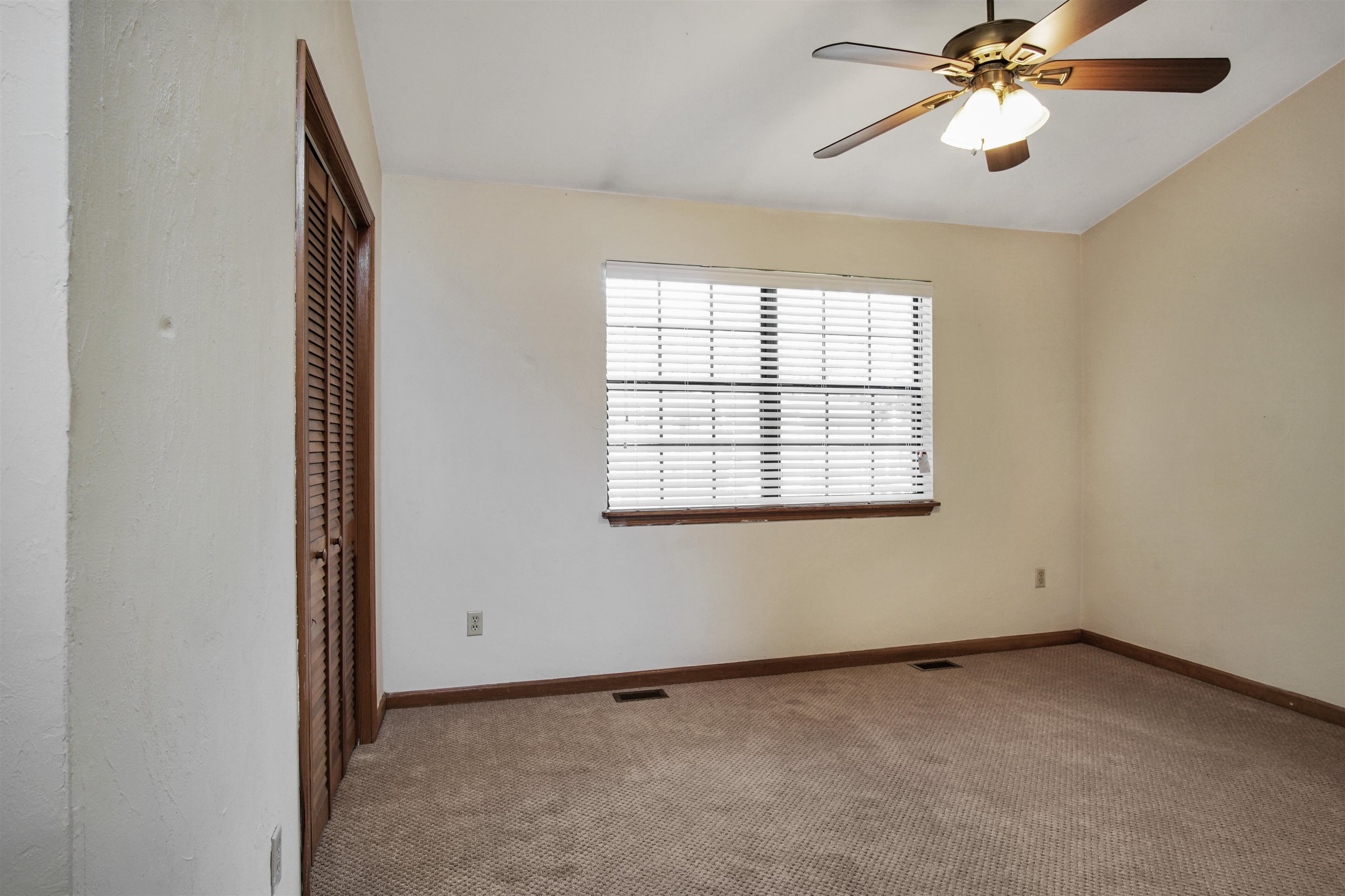 1816 Jackson Bluff Road, Unit B Tallahassee, FL 32304 - Photo 5 of 25 Gallery Image 5