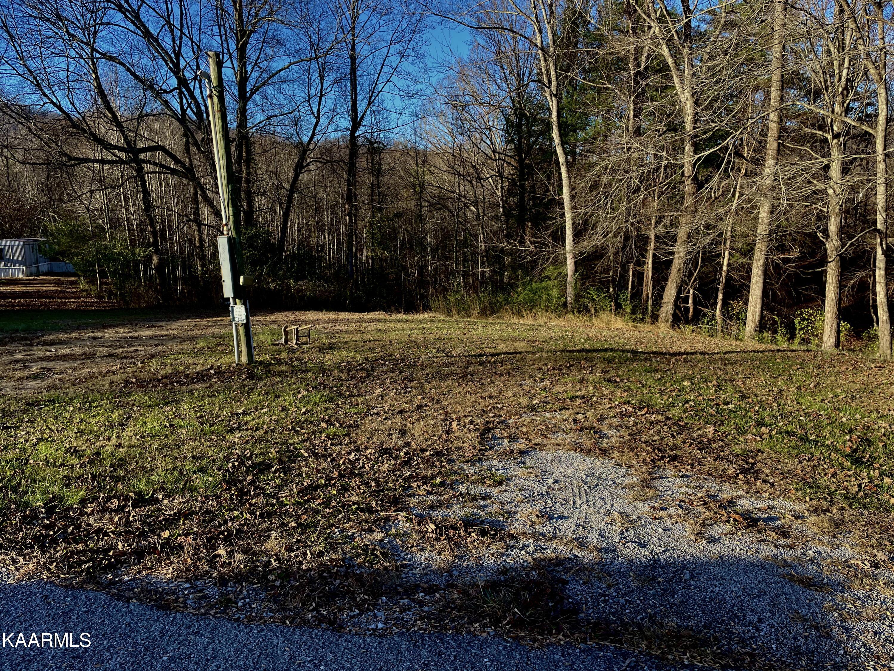 Ec Noe Road Oliver Springs, TN 37840 - Photo 4 of 18 C5099B23-D6D7-4CDD-AE33-65AFF0AF21BF