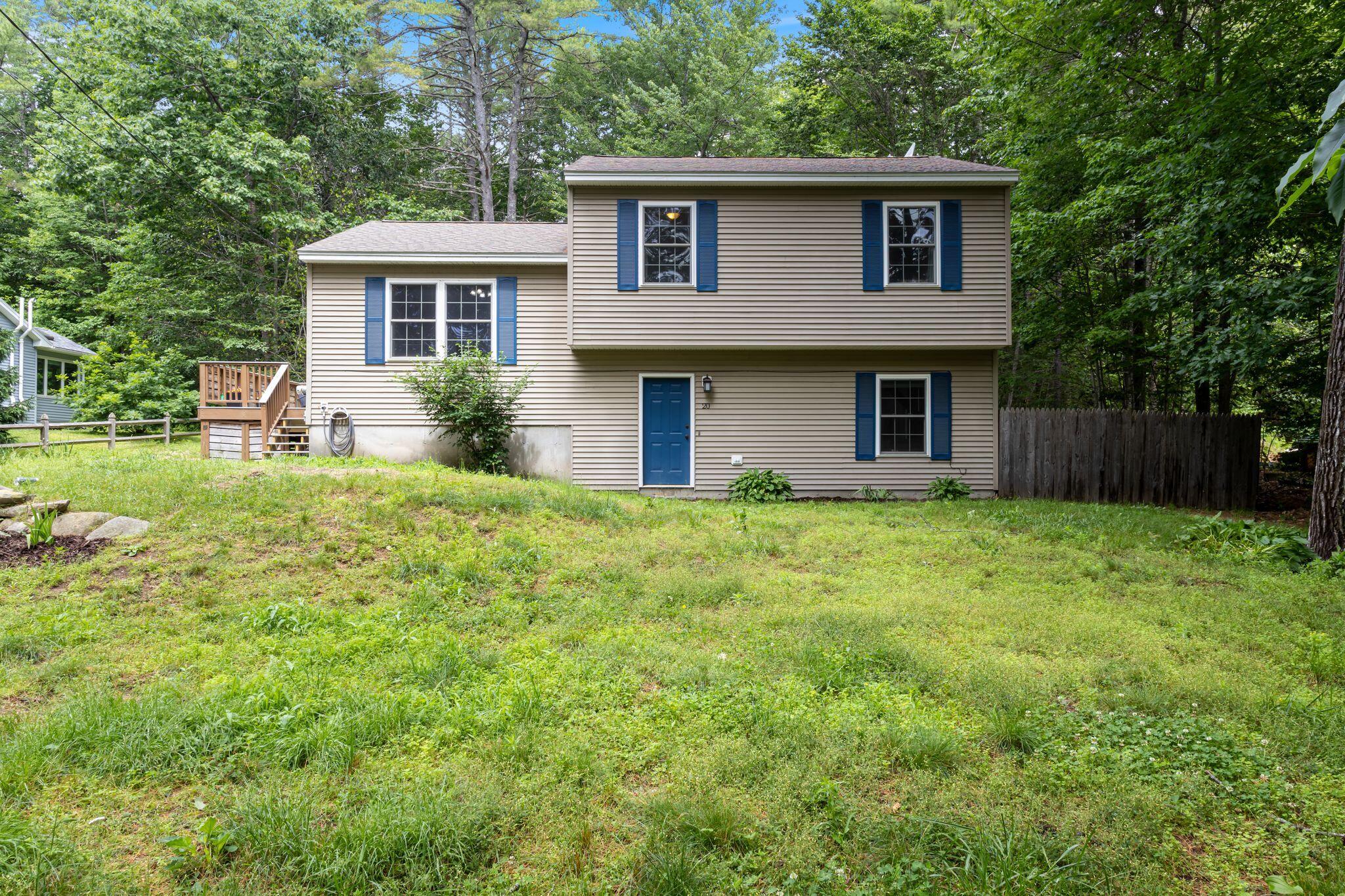 20 Swans Road Raymond, ME 04071 - Photo 2 of 58 20_Swans_Rd_005