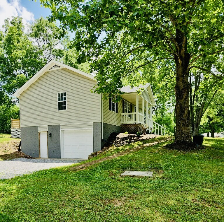 392 Parker Road Portland, TN 37148 - Photo 5 of 22 Gallery Image 5
