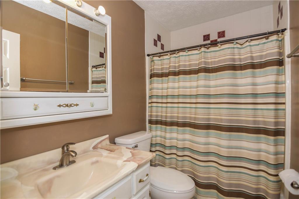 292 Leaning Tree Road Greenwood, IN 46142 - Photo 20 of 26 Gallery Image 20