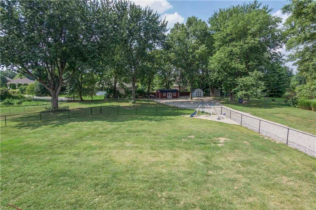 292 Leaning Tree Road Greenwood, IN 46142 - Photo 22 of 26 Gallery Image 22