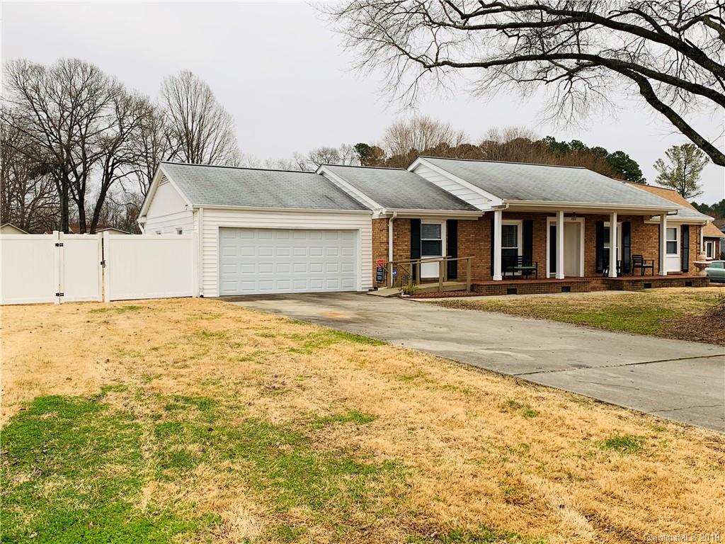 220 Pine Valley Road Salisbury, NC 28147 - Photo 2 of 29 a front view of a house with a yard
