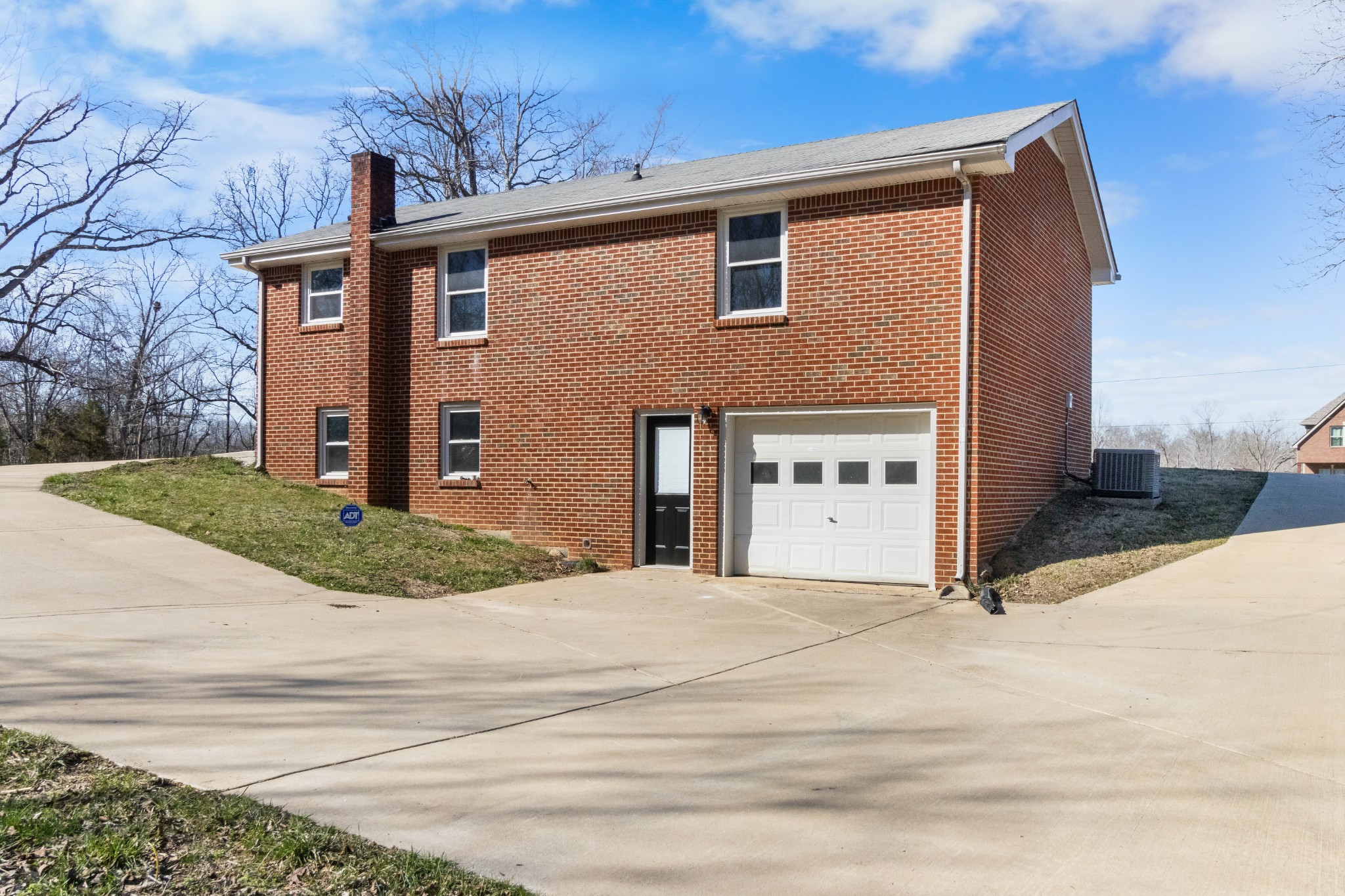 1402 Southside Road Southside, TN 37171 - Photo 24 of 24 a front view of house with yard