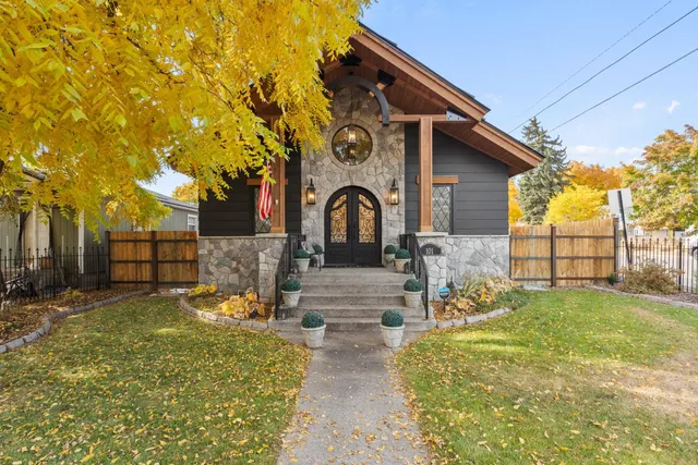 $750,000 | 101 South Scott Avenue, Newport, WA 99156