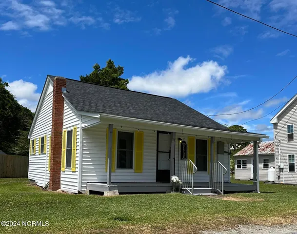 $1,500 | 3383 West Railroad Boulevard, Newport, NC 28570