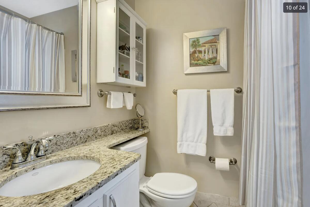 942 Jeffery Street Boca Raton, FL 33487 - Photo 9 of 14 9
