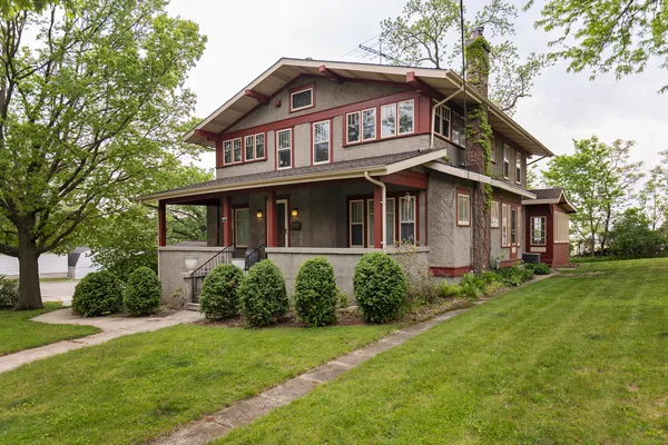 $499,500 | 916 Whitewater Avenue, Fort Atkinson, WI 53538