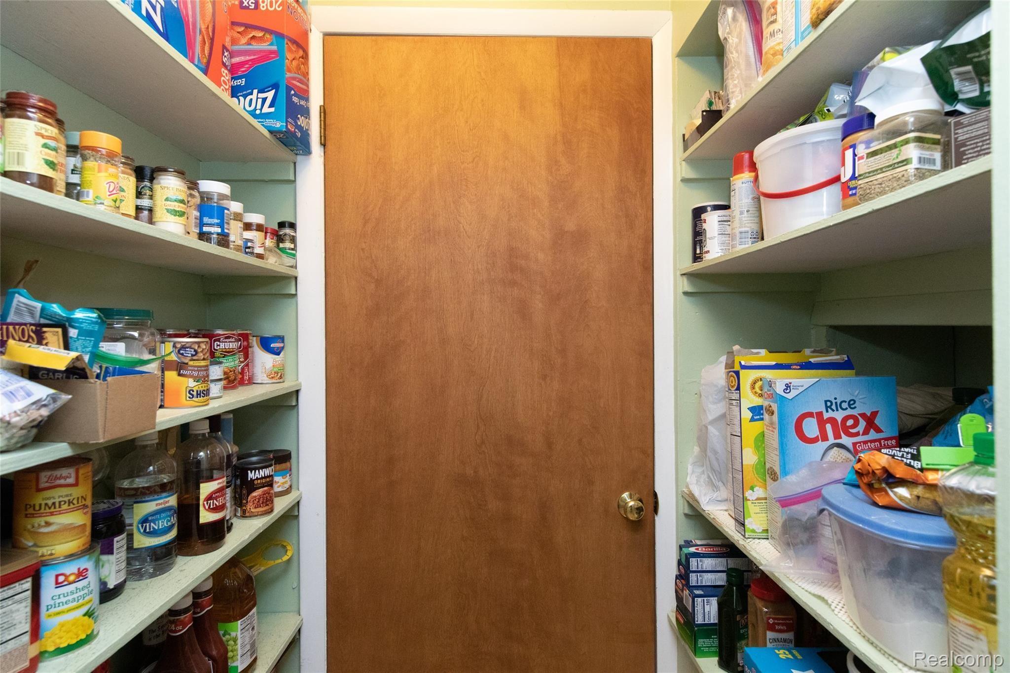 1600 Noble Road Leonard, MI 48367 - Photo 22 of 59 Pantry 1