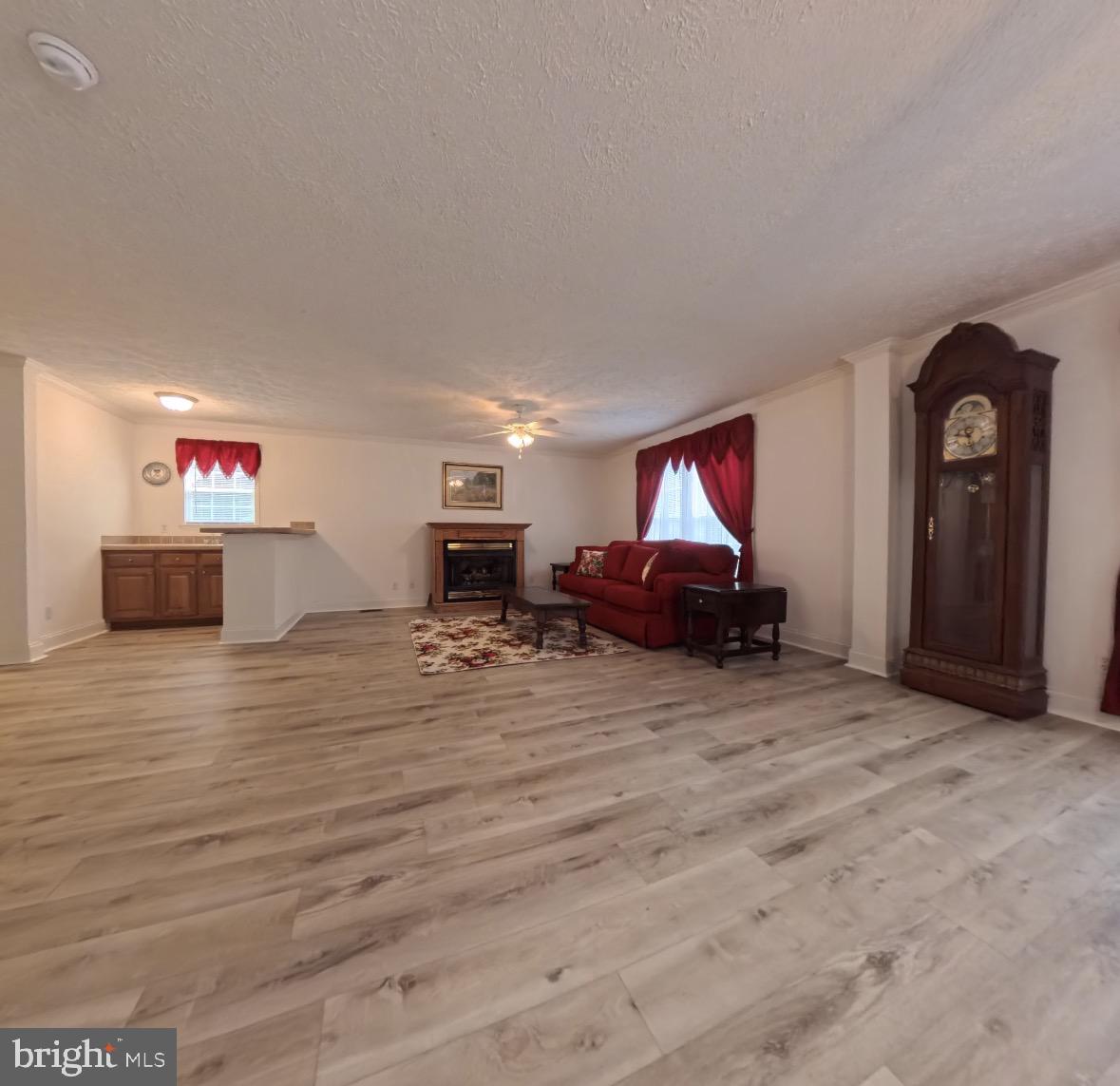 110 East Harbor Drive Reedville, VA 22539 - Photo 16 of 27 Grand Living Room #2