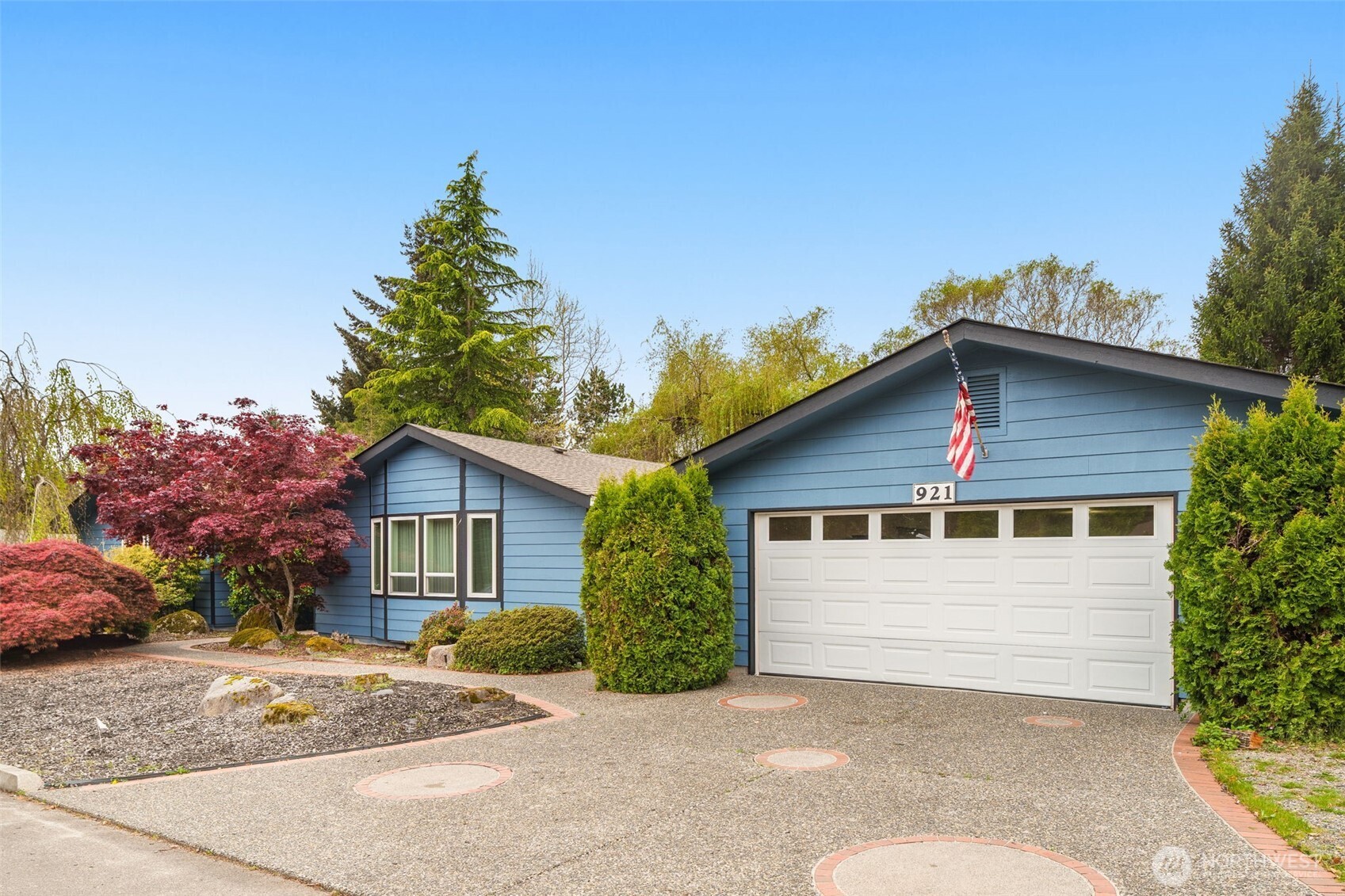 921 241st Place Southwest Bothell, WA 98021 - Photo 3 of 32