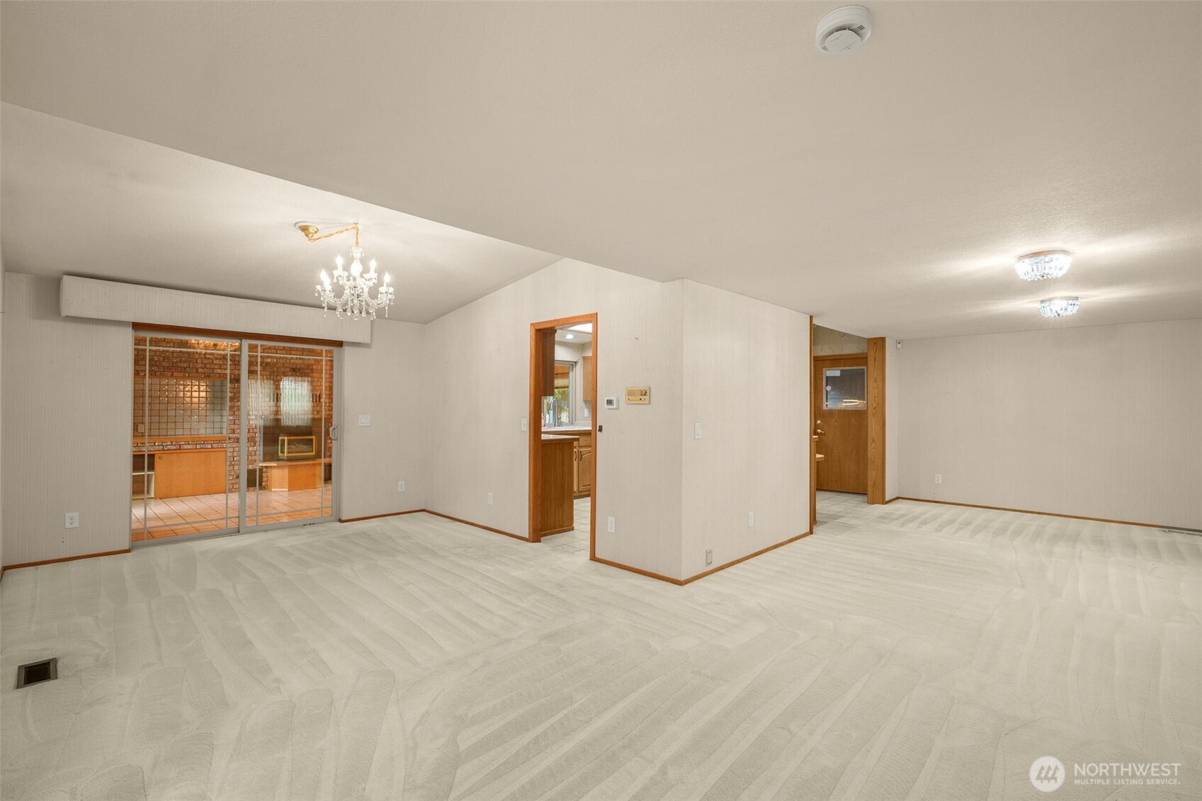 921 241st Place Southwest Bothell, WA 98021 - Photo 7 of 32