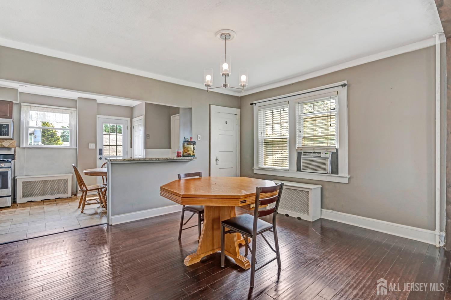 110 Parker Street Middlesex, NJ 08846 - Photo 5 of 28