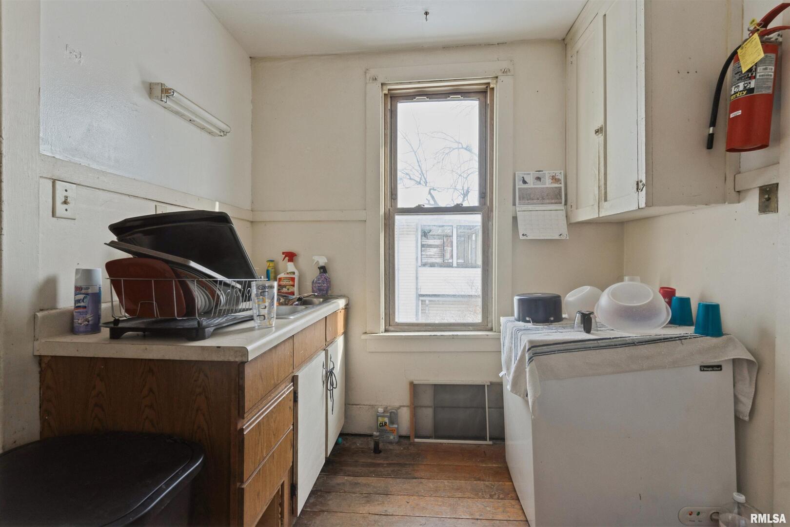 431 6th Avenue South Clinton, IA 52732 - Photo 14 of 24