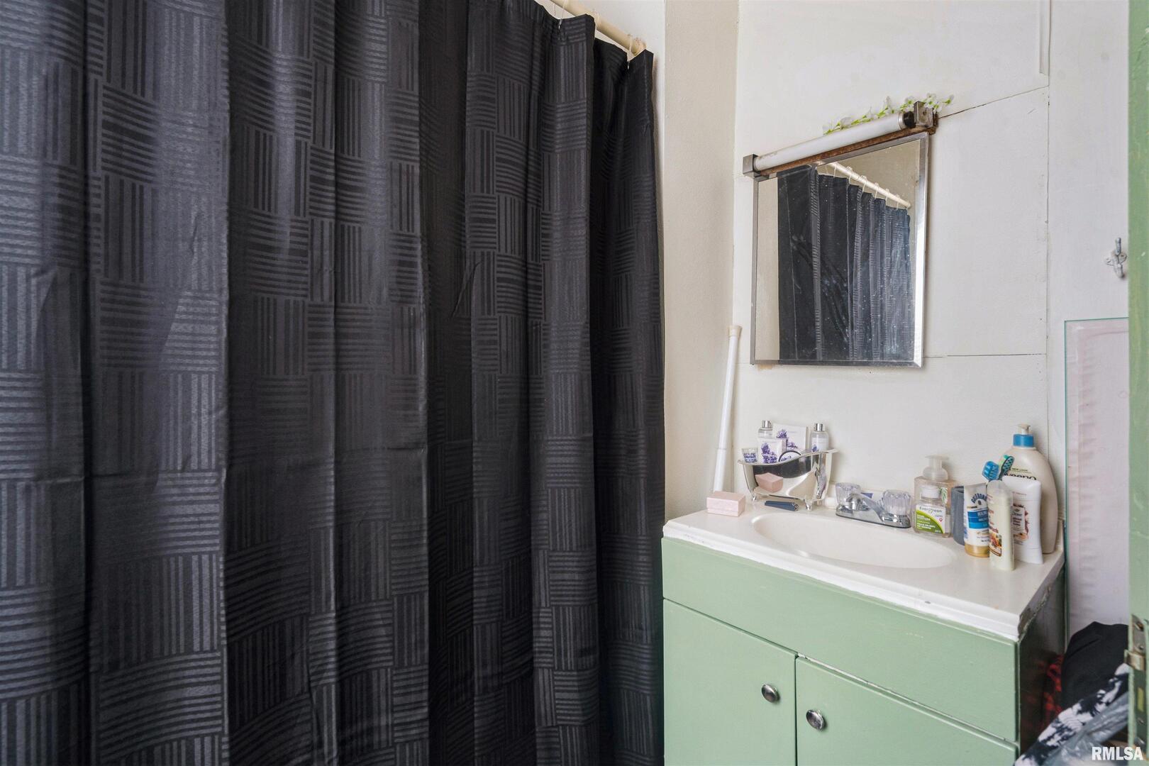 431 6th Avenue South Clinton, IA 52732 - Photo 22 of 24