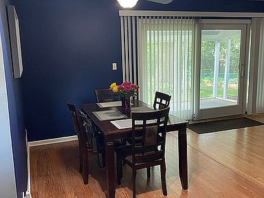21W225 Coronet Road Lombard, IL 60148 - Photo 7 of 20