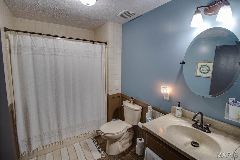 32952 Crystal Lake Road Jerseyville, IL 62052 - Photo 22 of 43