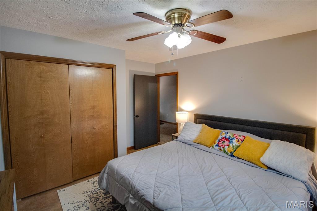 32952 Crystal Lake Road Jerseyville, IL 62052 - Photo 32 of 43