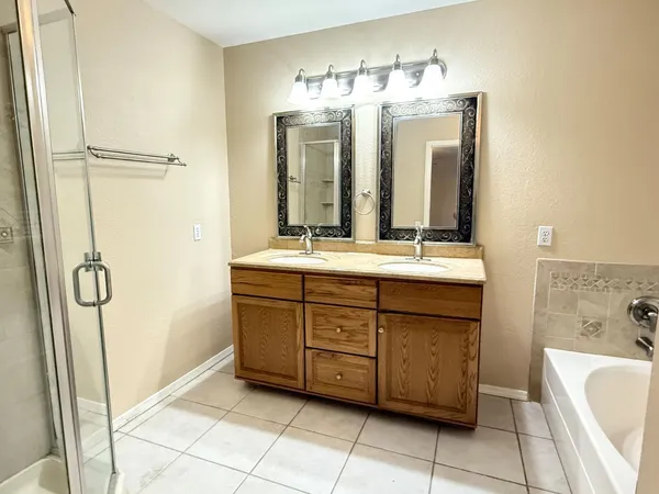 $2,195 | 509 West Ensueno Court, Gilbert, AZ 85233