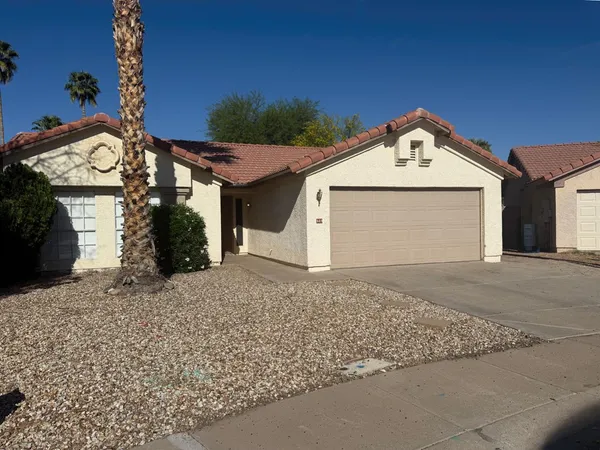 $2,195 | 509 West Ensueno Court, Gilbert, AZ 85233
