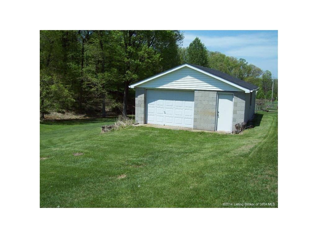 887 Georgetown-Lanesville Road Georgetown, IN 47122 - Photo 26 of 39