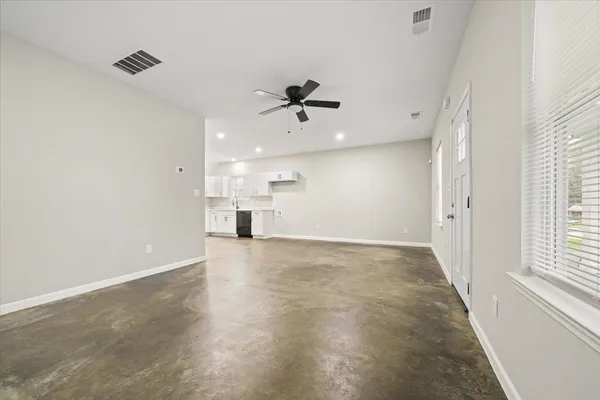 $1,750 | 2845 Yale Avenue, Memphis, TN 38112