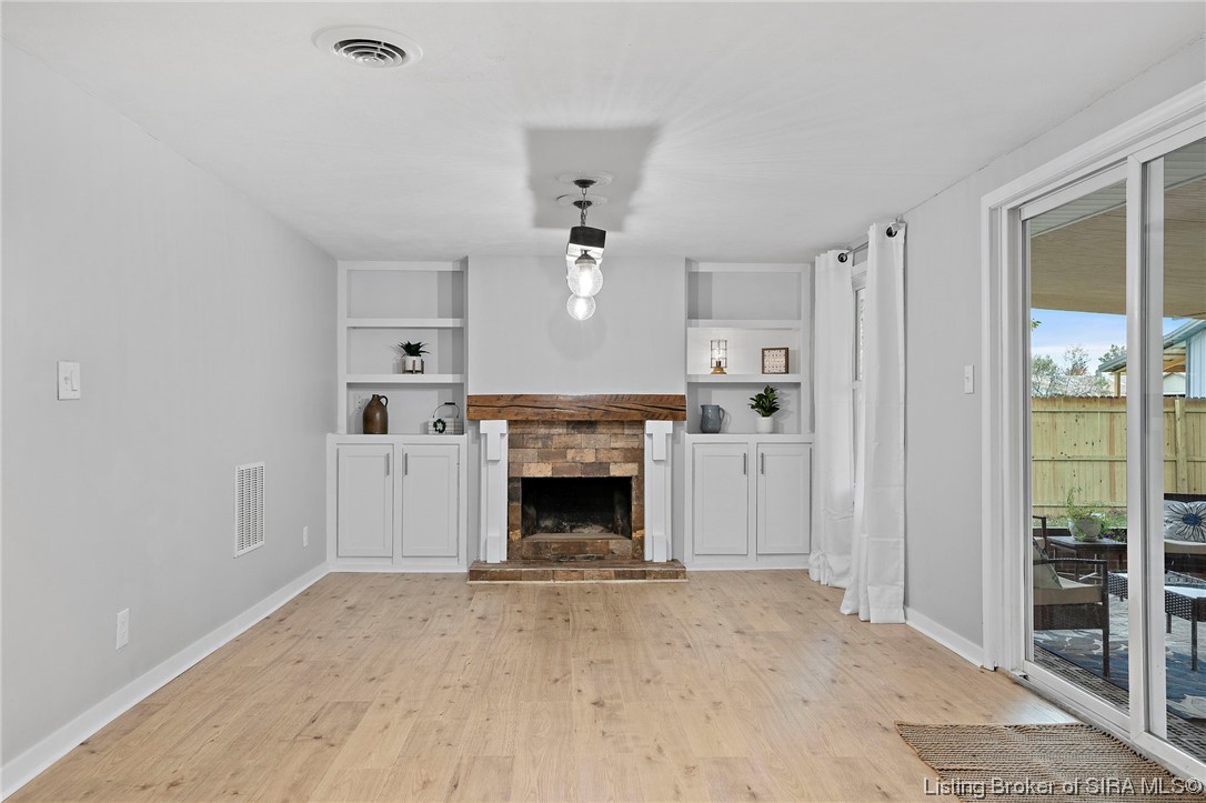 1298 South Thompson Road Lexington, IN 47138 - Photo 4 of 29 Gallery Image 4