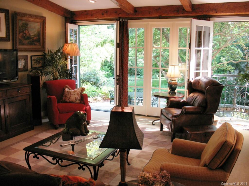 807 Concord Road Davidson, NC 28036 - Photo 4 of 24 Gallery Image 4
