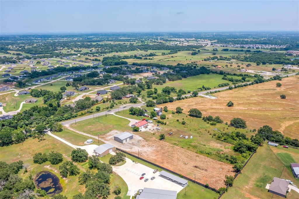1841 West Highway 199 Springtown, TX 76082 - Photo 4 of 8