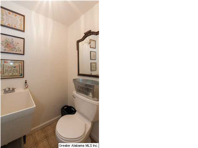 850 Jasmine Hill Road Pelham, AL 35124 - Photo 12 of 31