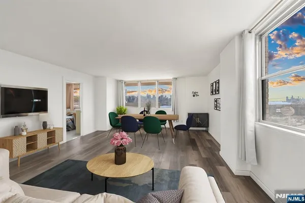 $450,000 | 6040 JFK Boulevard East, Unit MEZZGF, West New York, NJ 07093